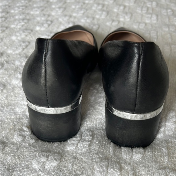 Elegant Black Women's Heels - Picture 4 of 6